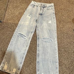 Wide leg distressed jeans
